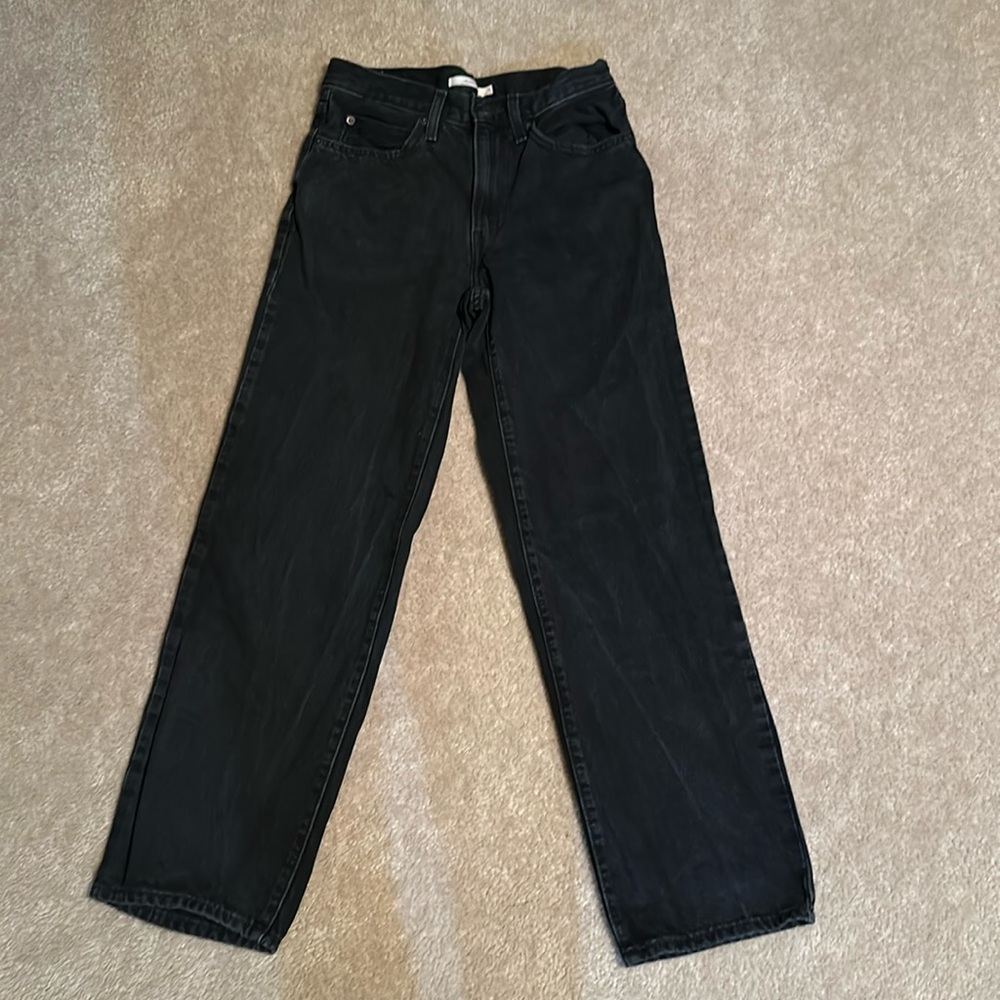 Levi’s ‘94 baggy jeans